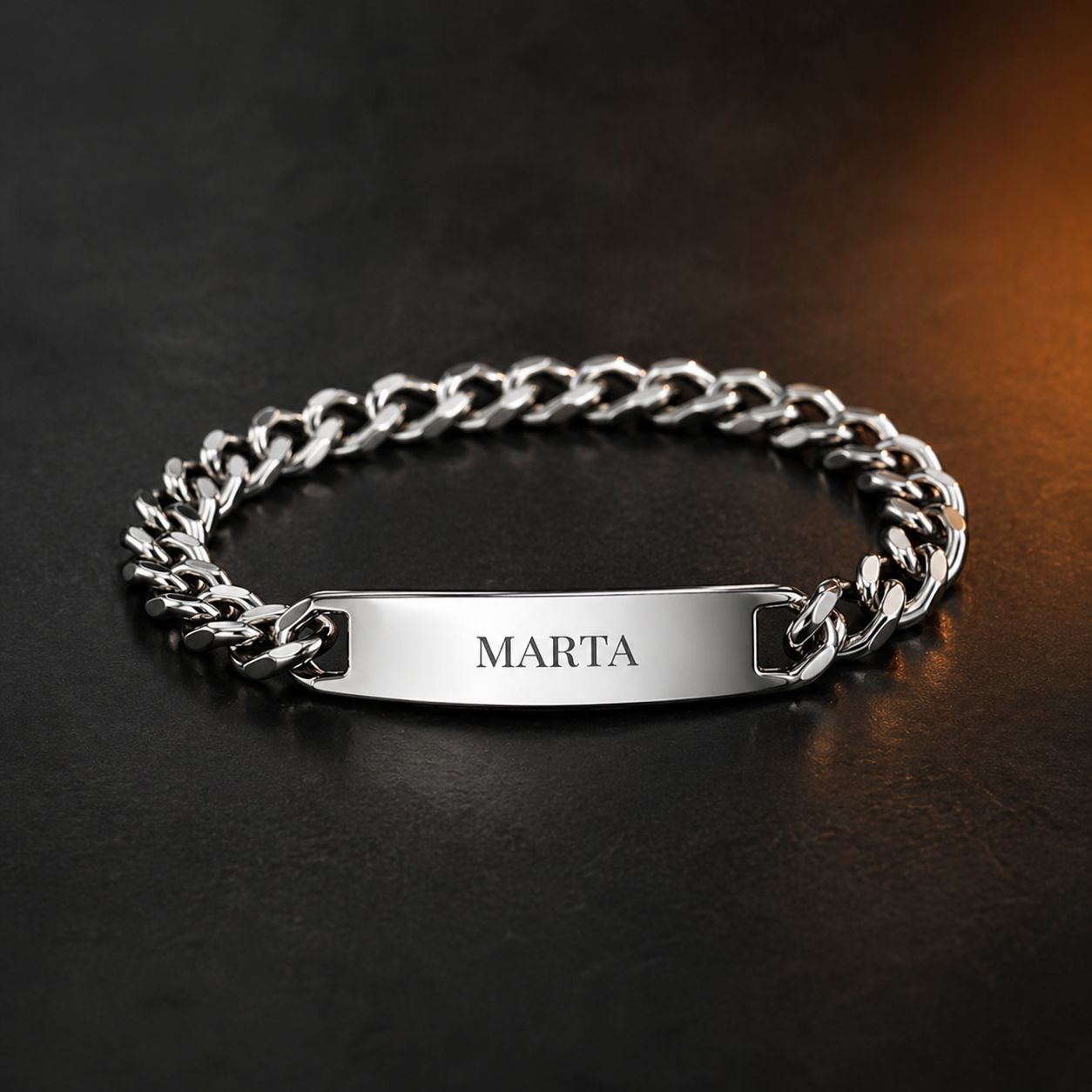 Grabado personalizado en joya LESTOR